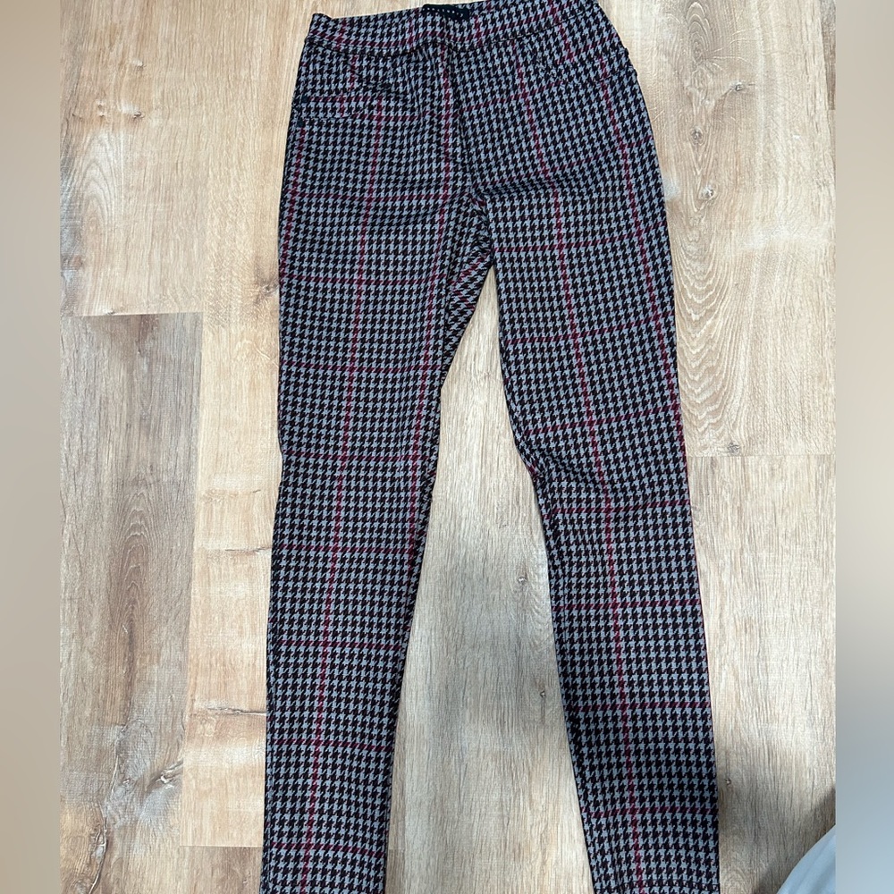 Anthropologie pants Sanctuary Red & Black Houndstooth stretchy leggings size xs